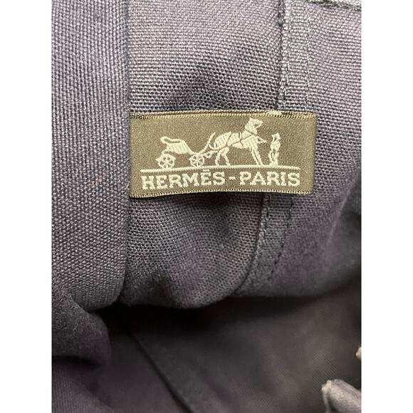 Hermès Fourre Tout MM Navy Blue Canvas Tote Bag with Brown Web Straps - Picture 3 of 16